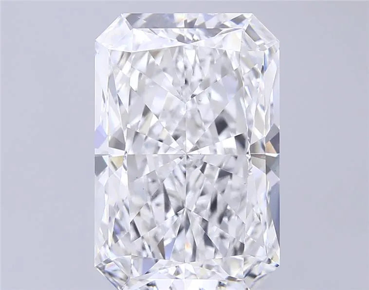 10.00ct Radiant Lab Grown Diamond (Colour E, Clarity VS1, IGI Certified)