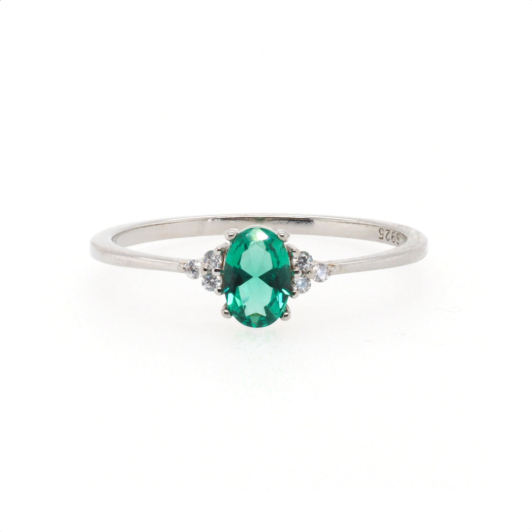 925 Sterling Silver Petite Oval Emerald CZ Ring