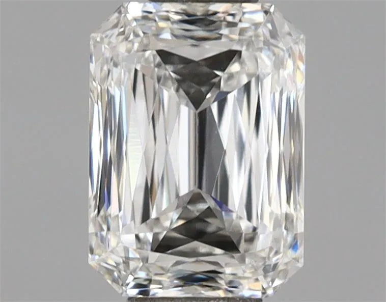 1.11ct Radiant Lab Grown Diamond (Colour E, Clarity VVS2, IGI Certified)