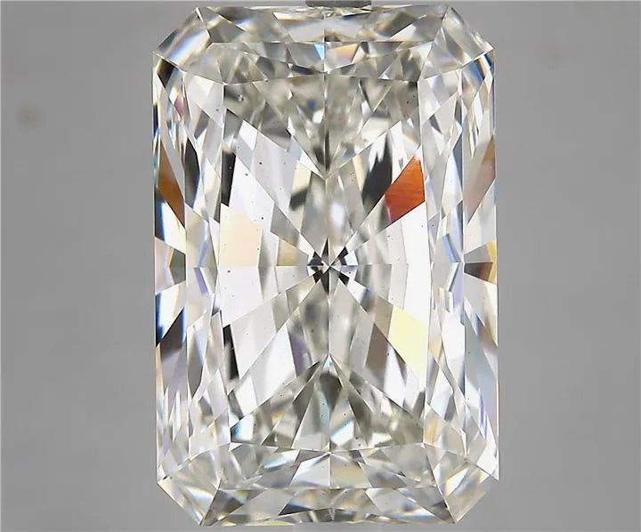 9.01ct Radiant Lab Grown Diamond (Colour H, Clarity VS2, IGI Certified)